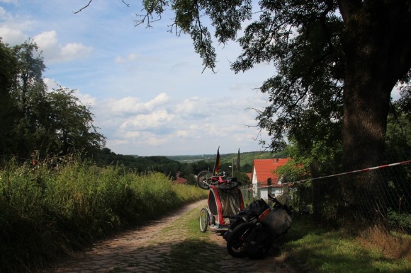 Global Mobile Family - More of Up